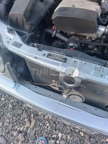 Mercedes E 200 1998, 329,854 km - 2.0 l - Bakı