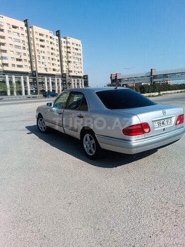 Mercedes E 200 1998, 329,854 km - 2.0 l - Bakı