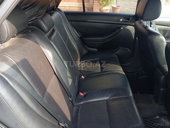 Toyota Avensis 2005, 412,755 km - 2.0 l - Gəncə