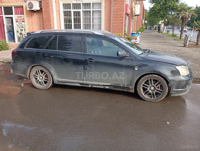 Toyota Avensis 2005, 412,755 km - 2.0 l - Gəncə