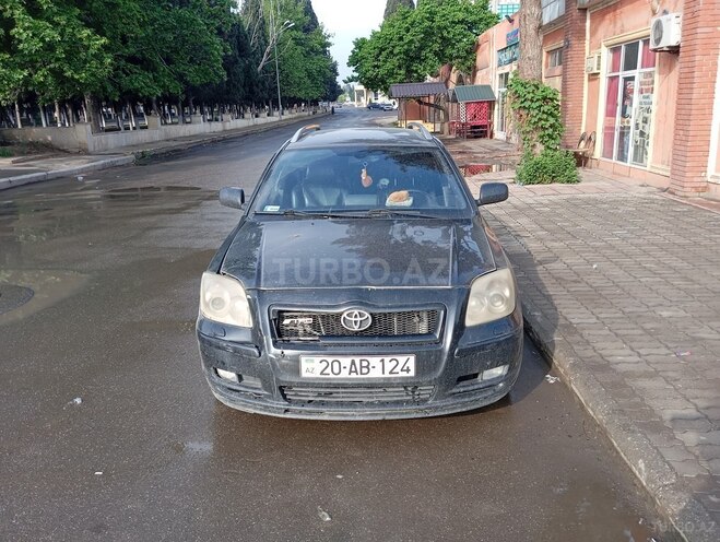 Toyota Avensis 2005, 412,755 km - 2.0 l - Gəncə