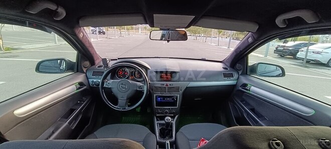 Opel Astra 2006, 210,000 km - 1.4 l - Bakı