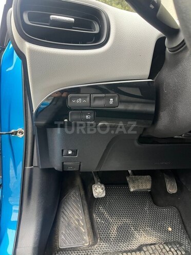 Toyota Prius 2021, 312,000 km - 1.8 l - Bakı