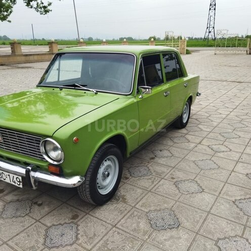 LADA (VAZ) 21011 1974, 95,000 km - 1.5 l - Qazax