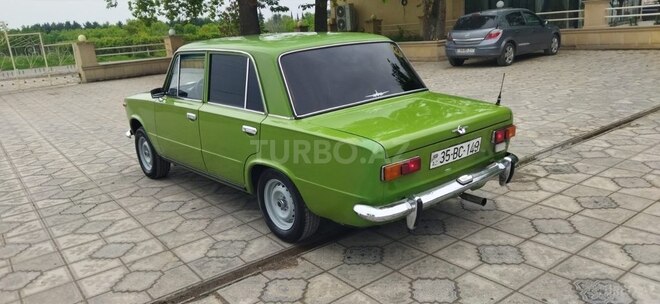 LADA (VAZ) 21011 1974, 95,000 km - 1.5 l - Qazax