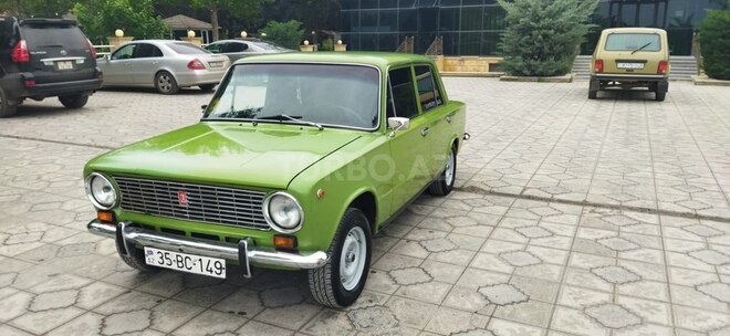 LADA (VAZ) 21011 1974, 95,000 km - 1.5 l - Qazax