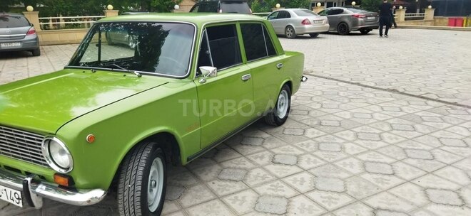 LADA (VAZ) 21011 1974, 95,000 km - 1.5 l - Qazax
