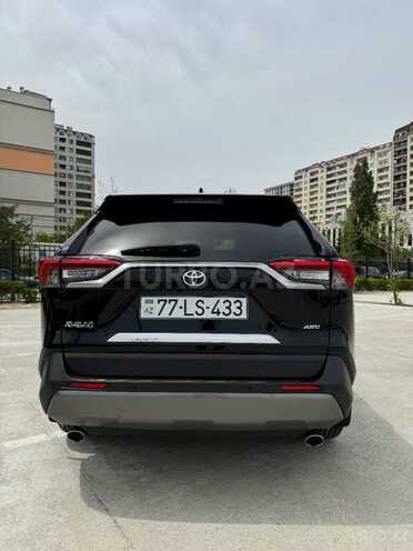 Toyota RAV4 2018, 101,000 km - 2.0 l - Bakı