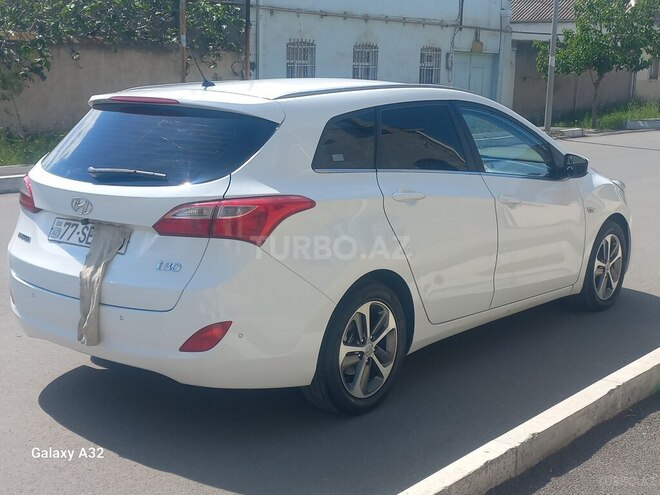 Hyundai i30 2015, 221,000 km - 1.6 л - Gəncə