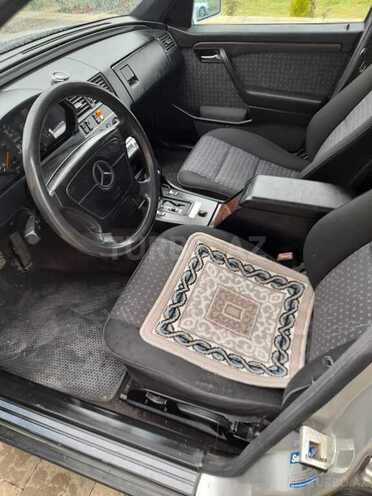 Mercedes C 180 1994, 200,000 km - 1.8 l - Bakı