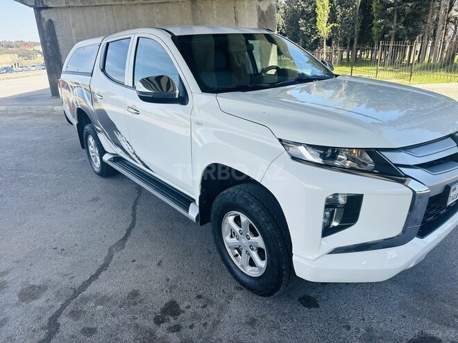 Mitsubishi L200 2021, 132,567 km - 2.5 l - Bakı