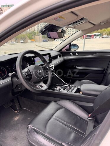 Kia K5-10