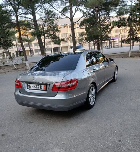 Mercedes E 220 d 2010, 242,000 km - 2.2 l - Sumqayıt