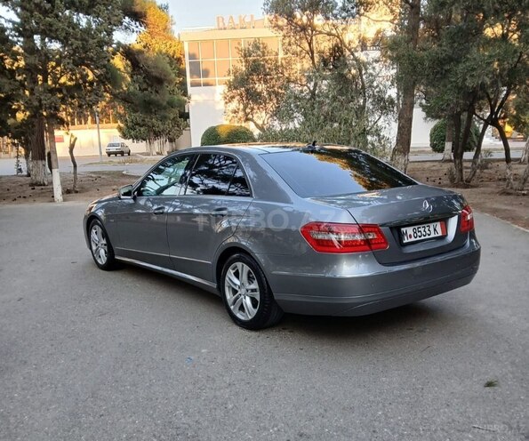 Mercedes E 220 d 2010, 242,000 km - 2.2 l - Sumqayıt