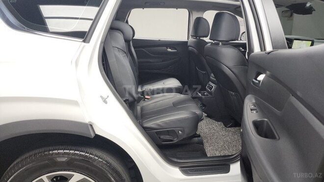 Hyundai Santa Fe 2023, 39,830 km - 1.6 l - Bakı