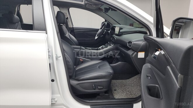 Hyundai Santa Fe 2023, 39,830 km - 1.6 l - Bakı