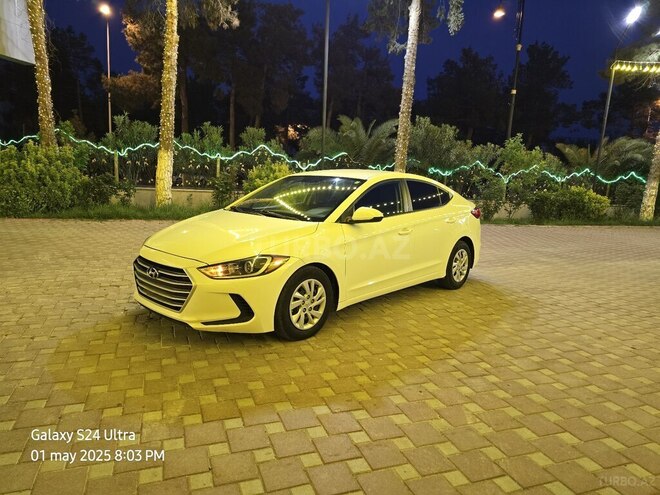 Hyundai Elantra 2017, 164,153 km - 2.0 л - Şirvan