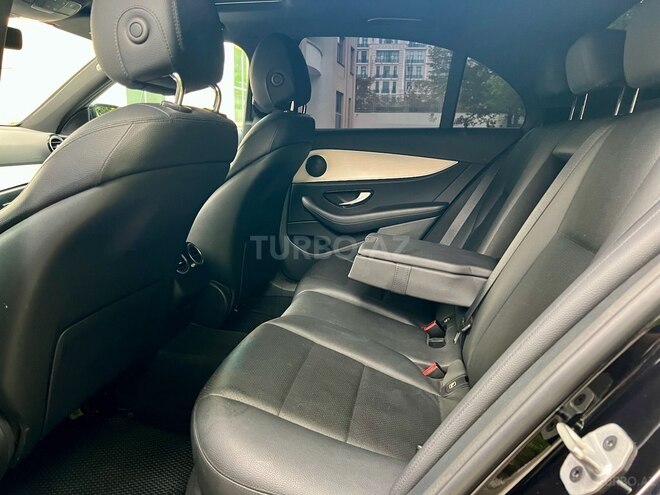 Mercedes E 200 d 2021, 94,300 km - 1.6 л - Bakı