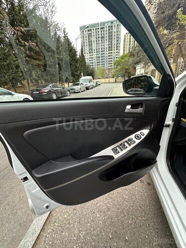 Hyundai Accent 2017, 209,000 km - 1.6 l - Bakı