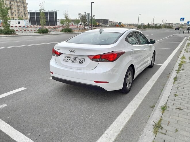 Hyundai Elantra 2015, 140,000 km - 1.8 л - Bakı