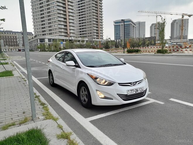 Hyundai Elantra 2015, 140,000 km - 1.8 л - Bakı