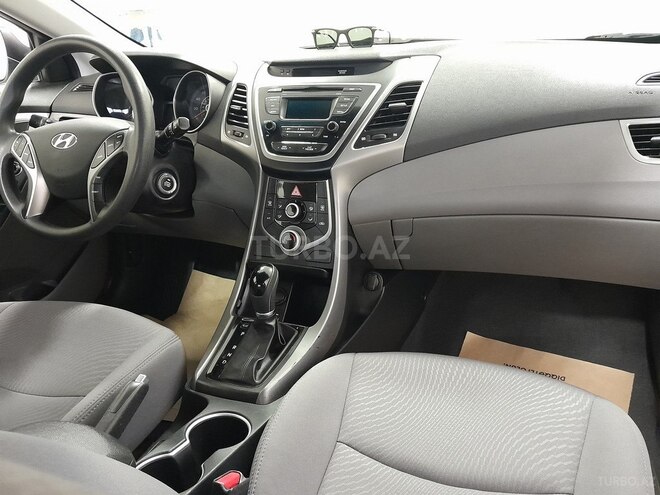 Hyundai Elantra 2015, 140,000 km - 1.8 л - Bakı