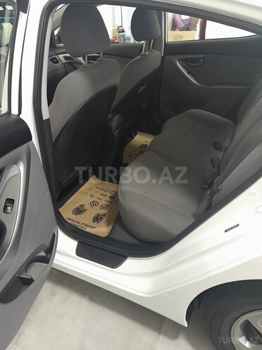 Hyundai Elantra 2015, 140,000 km - 1.8 л - Bakı