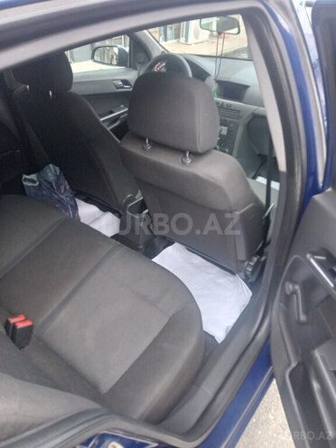 Opel Astra 2005, 267,885 km - 1.4 л - Quba