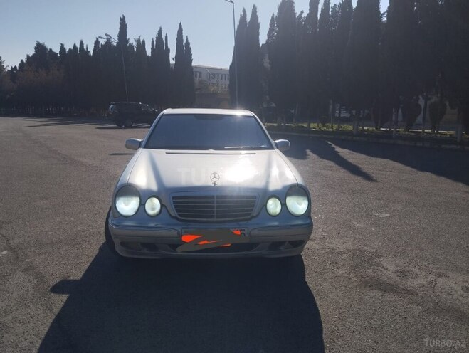 Mercedes E 220 d 2002, 300,000 km - 2.2 l - Gəncə