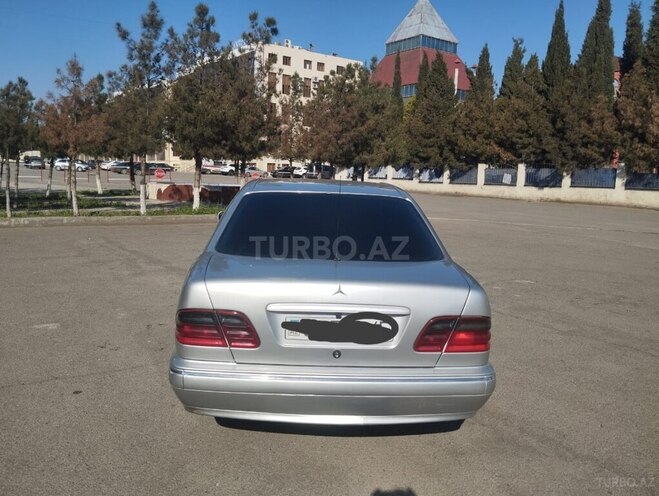 Mercedes E 220 d 2002, 300,000 km - 2.2 l - Gəncə