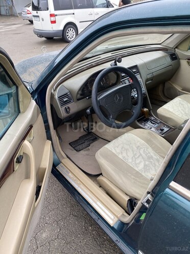 Mercedes C 220 1995, 310,000 km - 2.2 л - Bakı