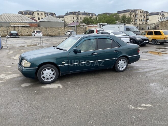 Mercedes C 220 1995, 310,000 km - 2.2 л - Bakı