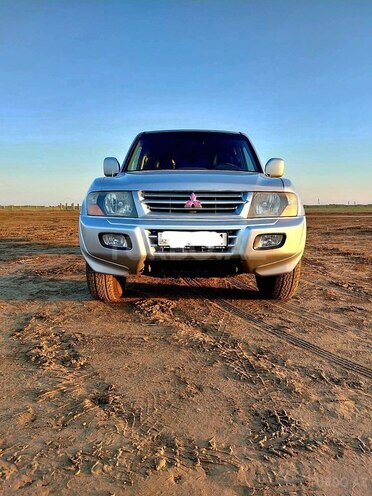 Mitsubishi Pajero 2001, 340,000 km - 3.2 l - Bakı