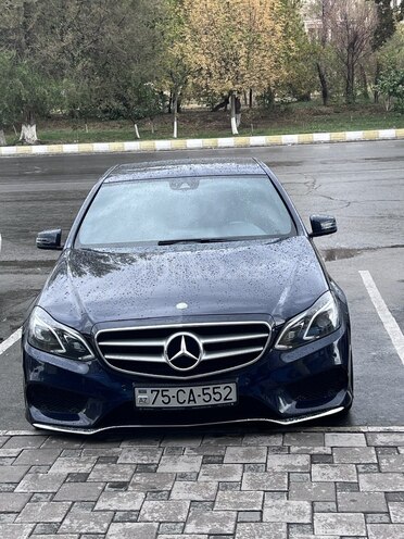 Mercedes E 200 2015, 210,000 km - 2.0 л - Naxçıvan