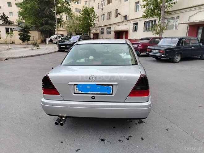 Mercedes C 230 1997, 372,000 km - 2.3 l - Bakı