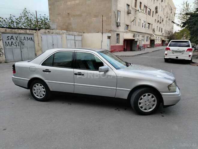Mercedes C 230 1997, 372,000 km - 2.3 l - Bakı