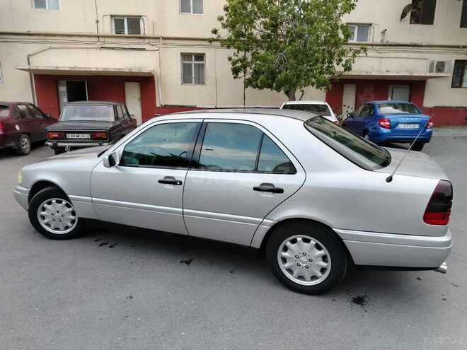Mercedes C 230 1997, 372,000 km - 2.3 l - Bakı