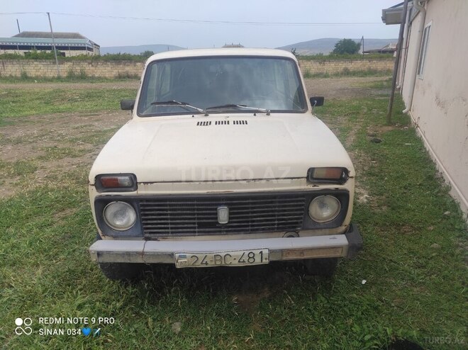 LADA (VAZ) Niva 1988, 120,000 km - 1.7 l - Hacıqabul