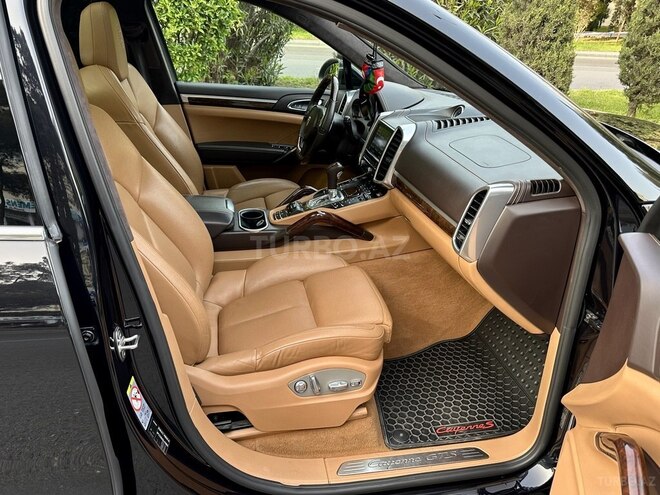 Porsche Cayenne GTS 2012, 131,000 km - 4.8 l - Bakı