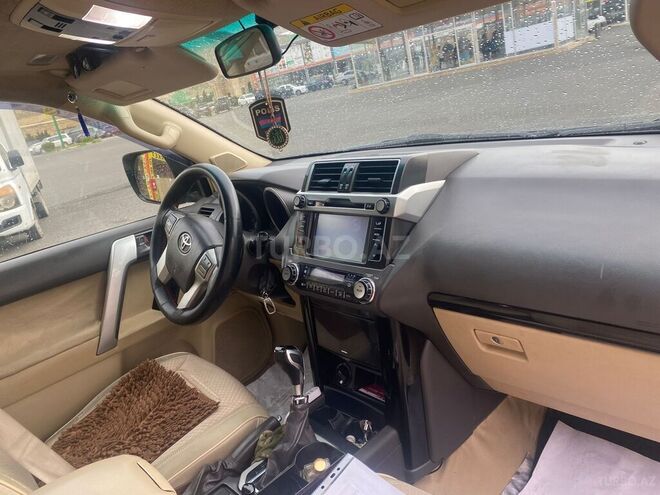 Toyota Land Cruiser Prado 2014, 199,820 km - 2.7 л - Bakı