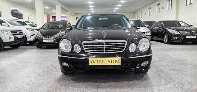 Mercedes E 270-18