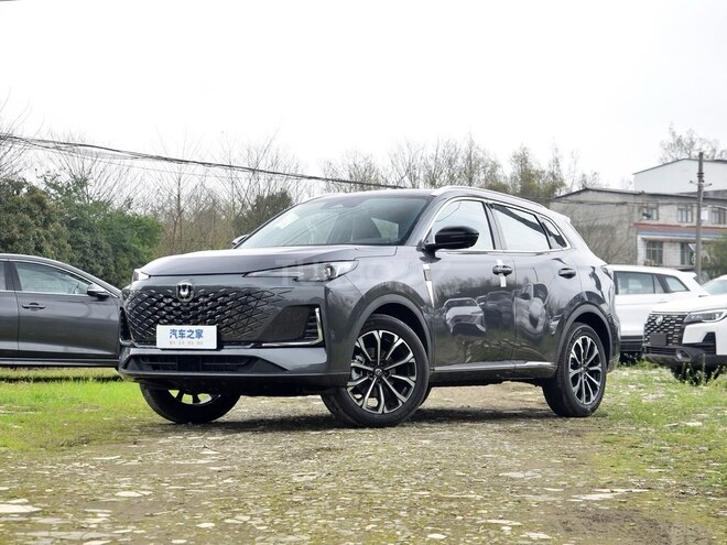 Changan CS 55 Plus 2025, 0 km - 1.5 l - Bakı