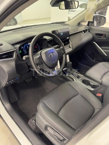 Toyota Corolla Cross 2025, 0 km - 2.0 л - Bakı