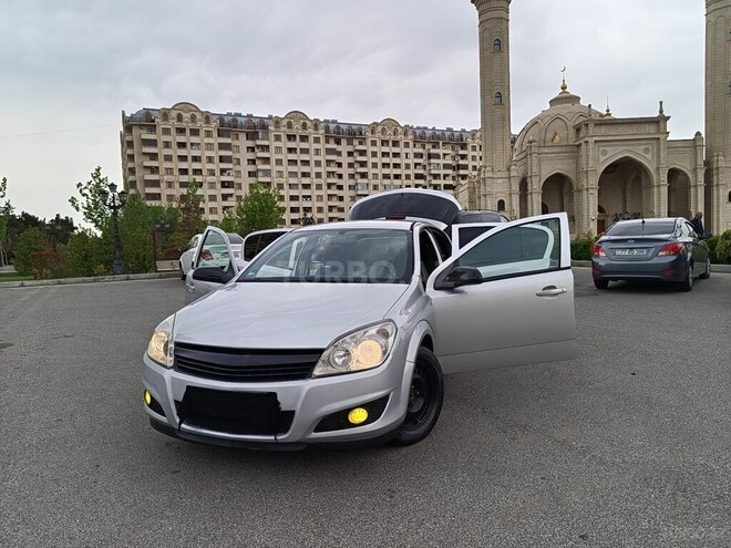 Opel Astra 2009, 269,000 km - 1.4 l - Bakı