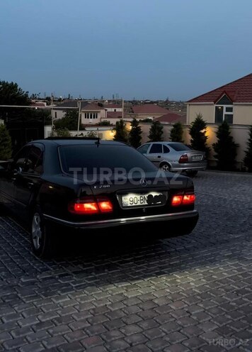 Mercedes E 280 1998, 475,000 km - 2.8 l - Bakı
