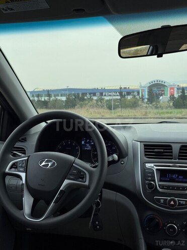 Hyundai Accent 2017, 135,285 km - 1.6 l - Bakı