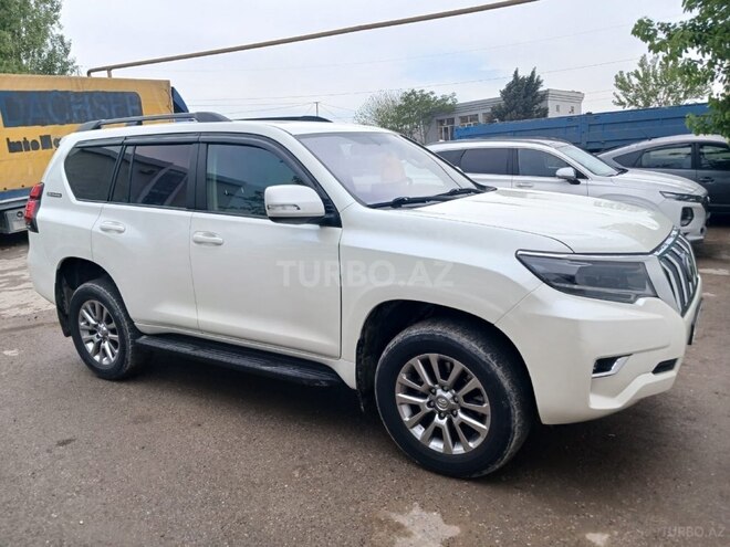 Toyota Land Cruiser Prado 2011, 281,000 km - 3.0 l - Bakı