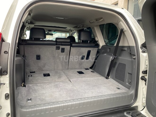 Toyota Land Cruiser Prado-10