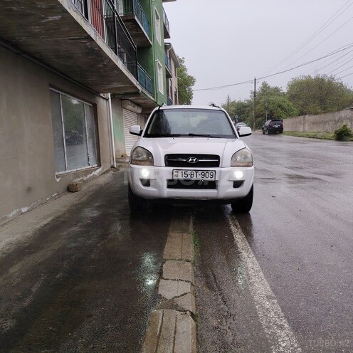 Hyundai Tucson 2006, 226,000 km - 2.0 l - Qusar