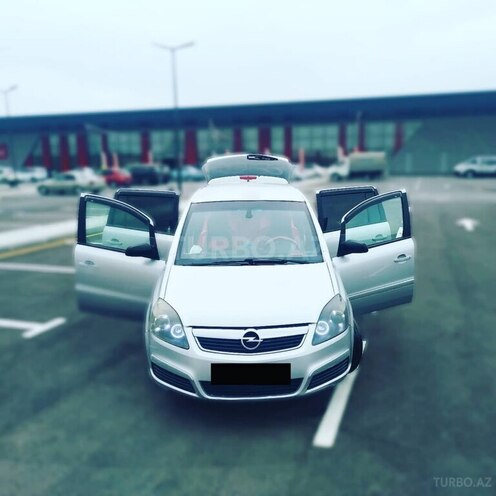 Opel Zafira 2007, 375,000 km - 1.9 l - Bakı